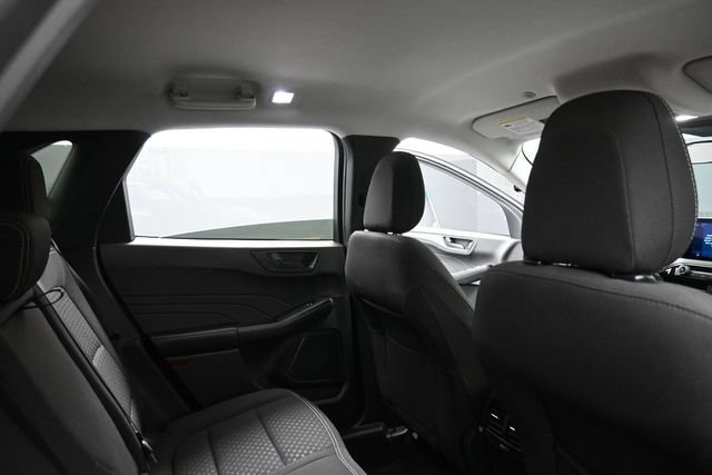 Used 2024 Ford Escape Active AWD/4WD image 32