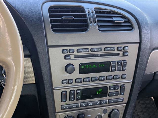 Used 2005 Ford Thunderbird image 12