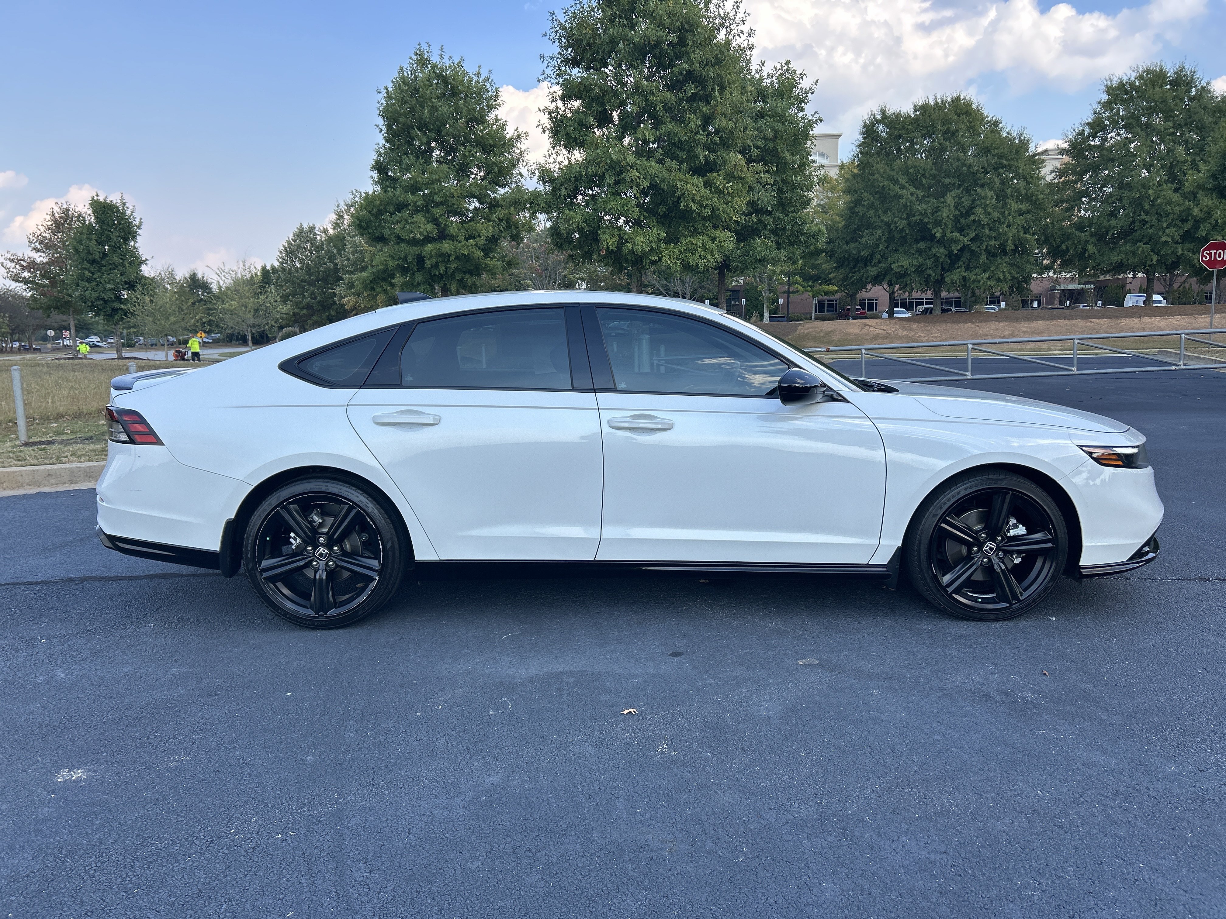 Used 2023 Honda Accord Sport image 11