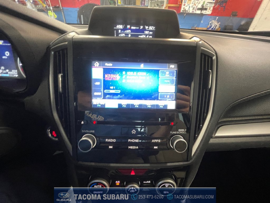 Used 2020 Subaru Forester Premium AWD/4WD image 21