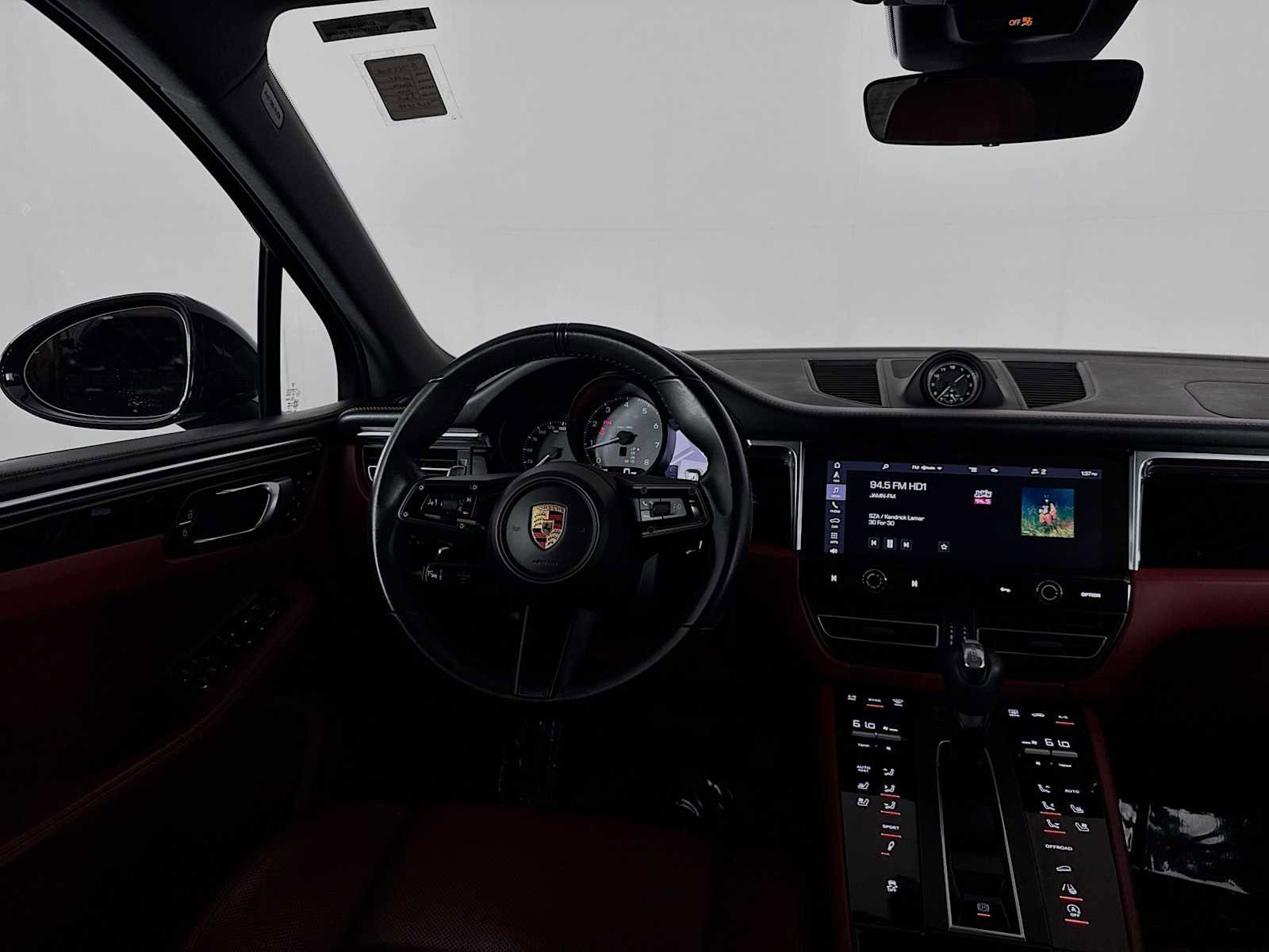 Used 2024 Porsche Macan S image 25