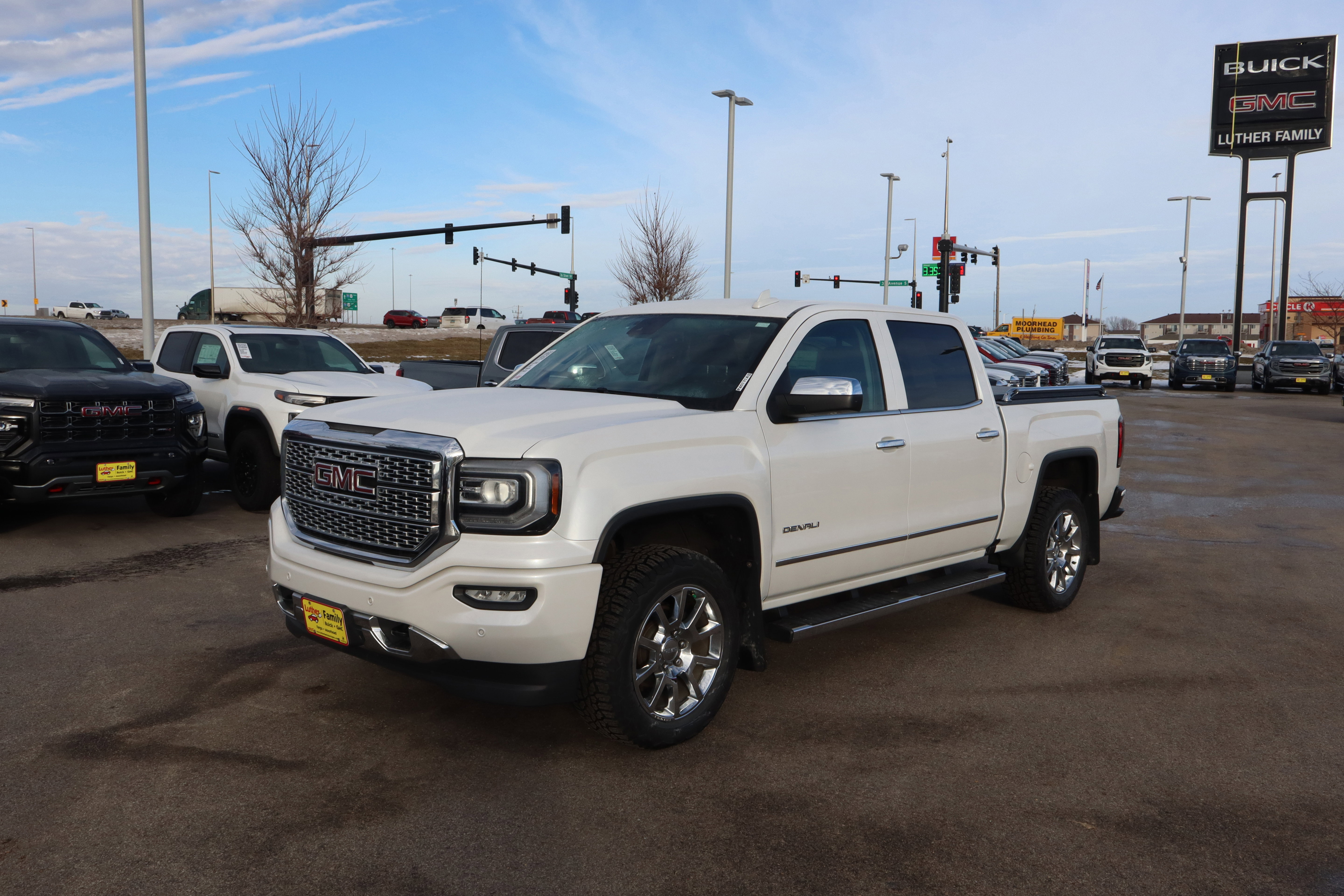 Used 2017 GMC Sierra 1500 Denali image 3