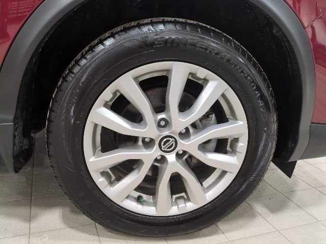 Used 2022 Nissan Rogue Sport SV image 22