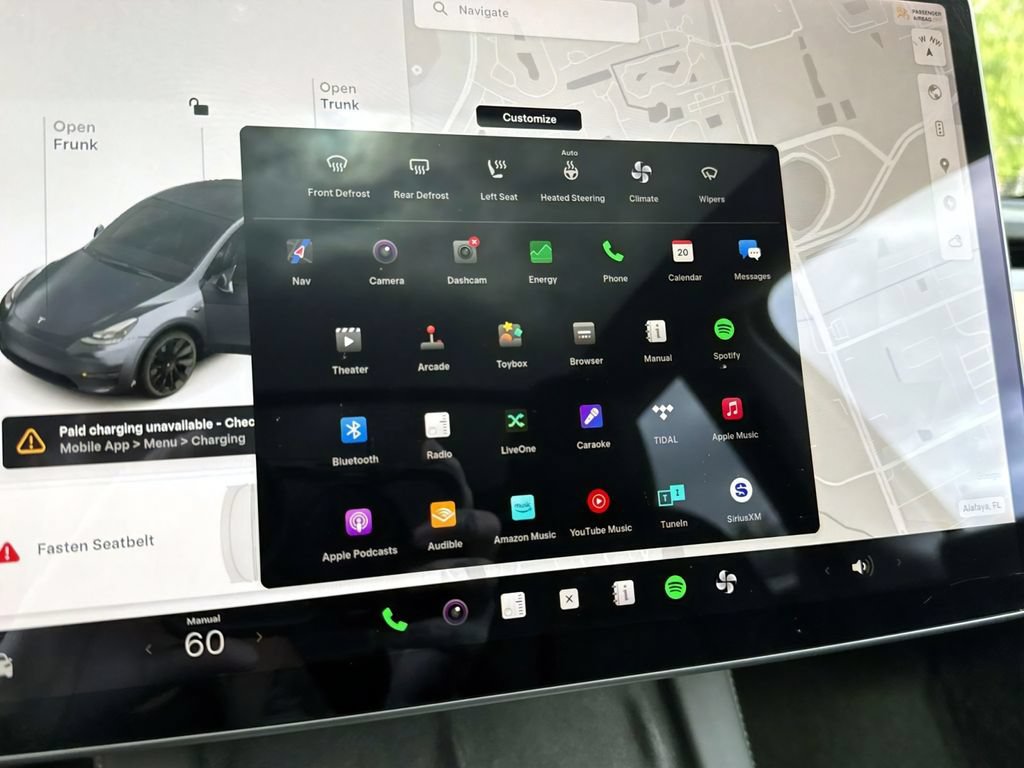 Used 2022 Tesla Model Y Long Range AWD/4WD image 13