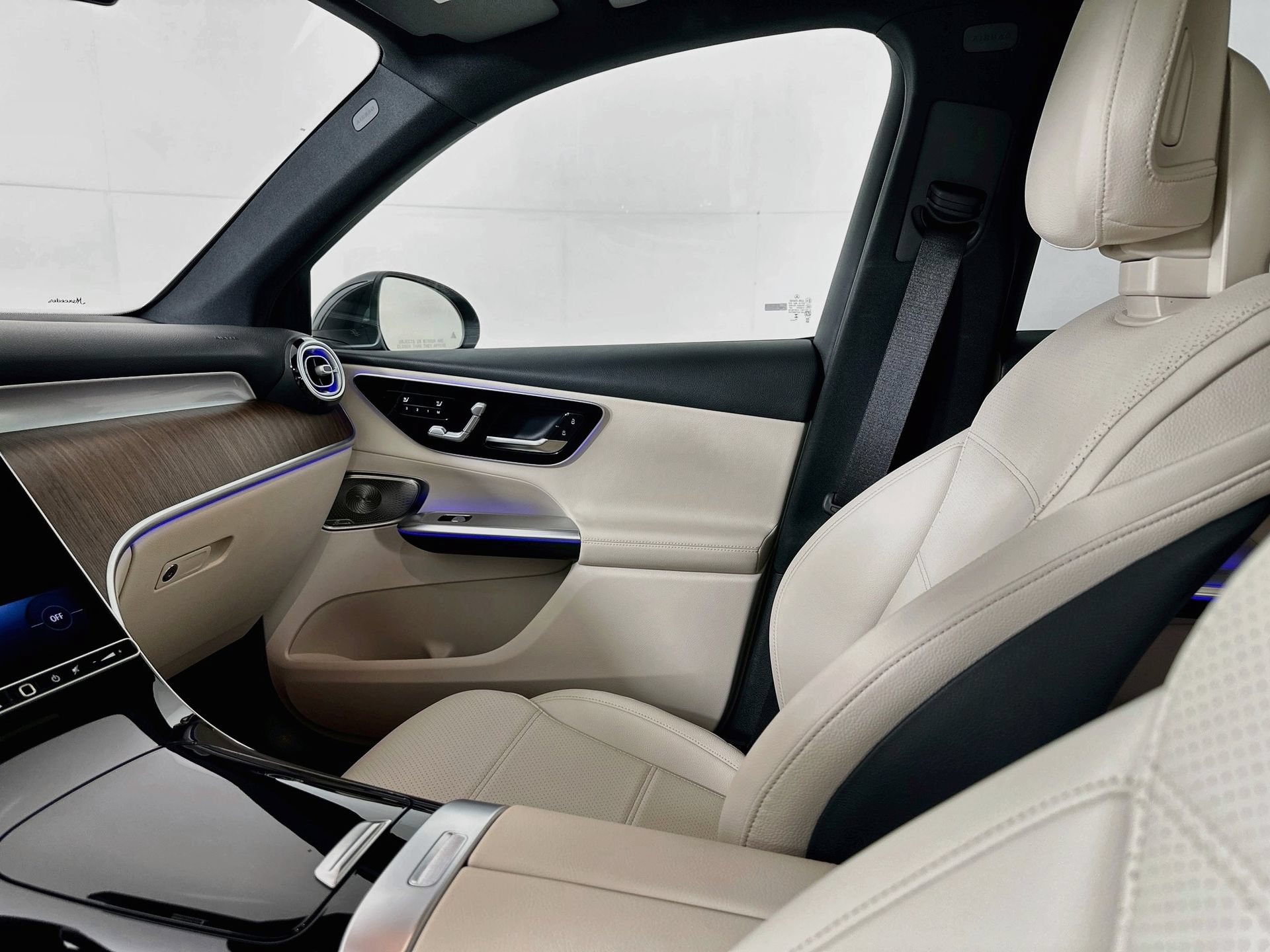 Certified 2026 Mercedes-Benz GLC 300 image 26