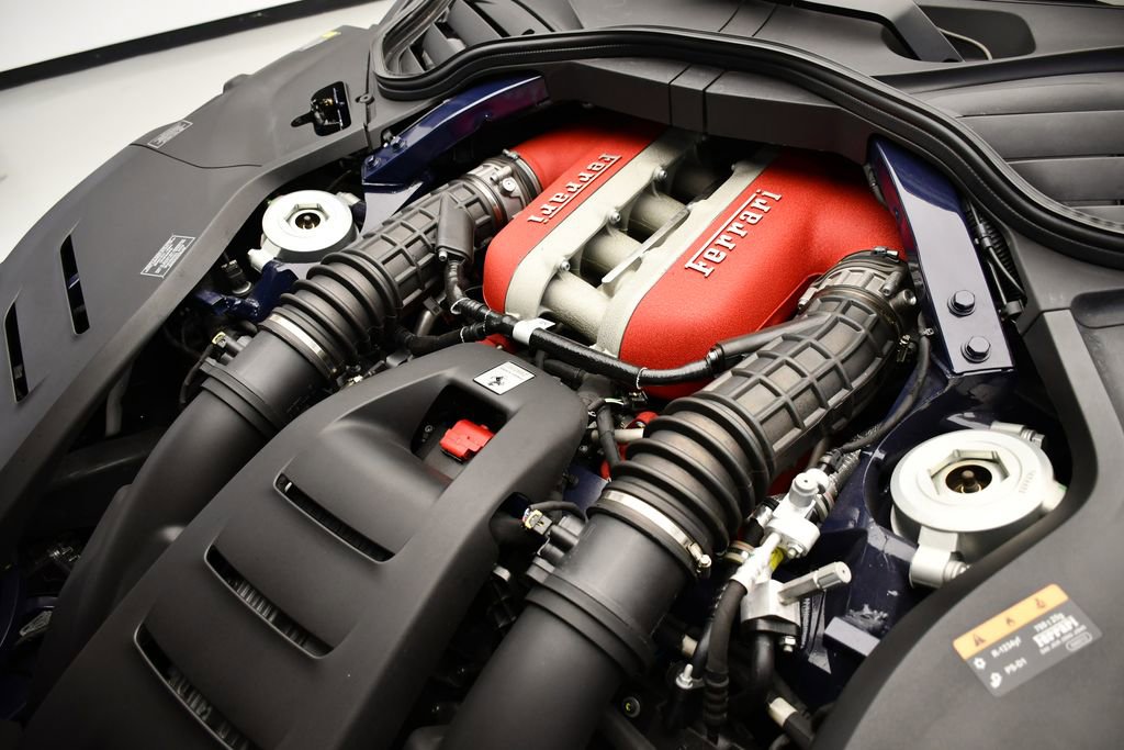 Used 2023 Ferrari Purosangue image 14