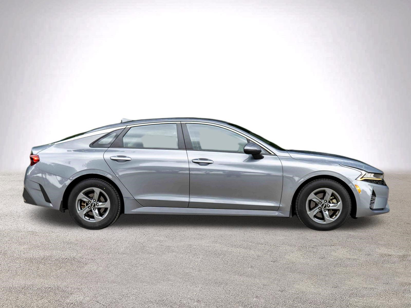 Used 2021 Kia K5 LX FWD image 10
