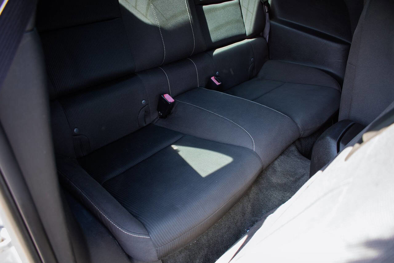 Used 2014 Chevrolet Camaro LT RWD image 36