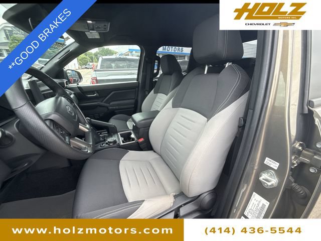Used 2024 Toyota Tacoma TRD Sport AWD/4WD image 10