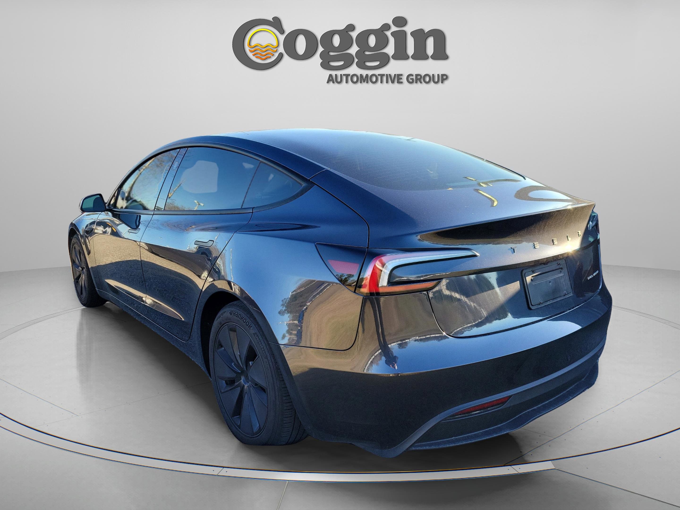 Used 2025 Tesla Model 3 Long Range image 4