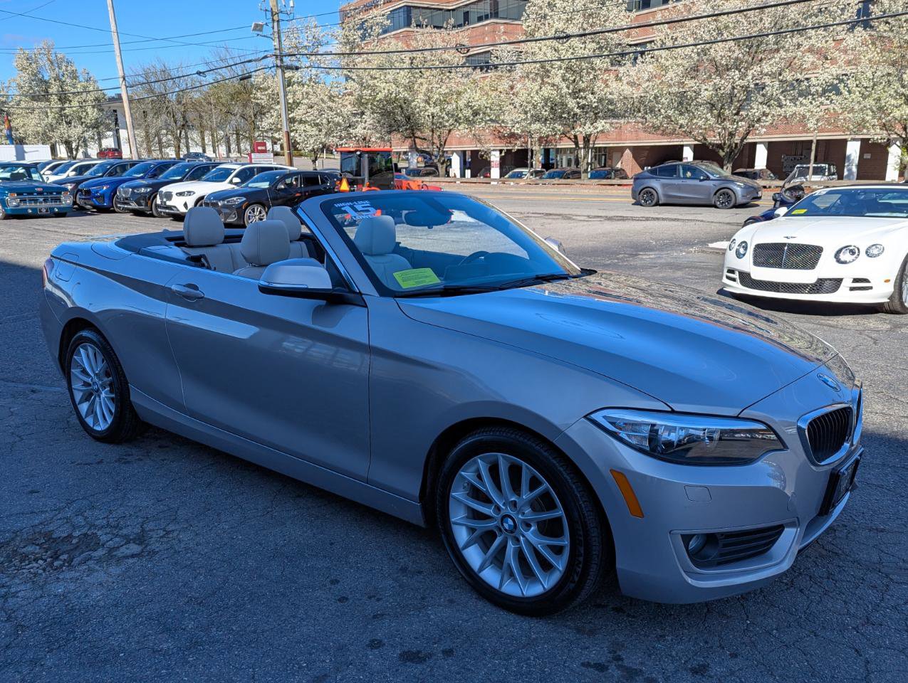 Used 2015 BMW 228i xDrive Convertible AWD/4WD image 38
