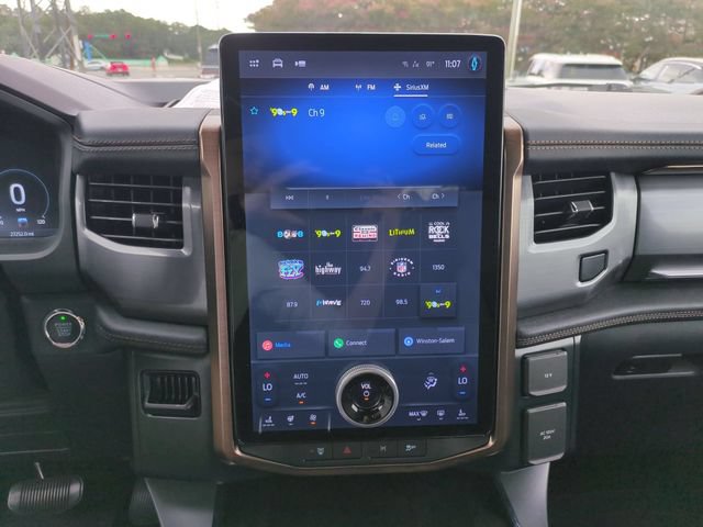 Used 2023 Ford F150 Lightning Lariat AWD/4WD image 21