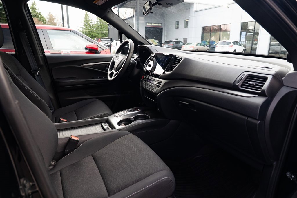 Used 2021 Honda Passport Sport image 25