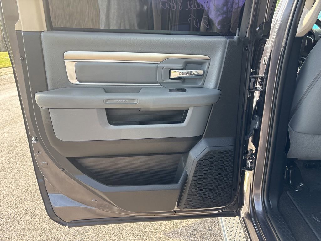 Used 2014 RAM 1500 Lone Star image 19