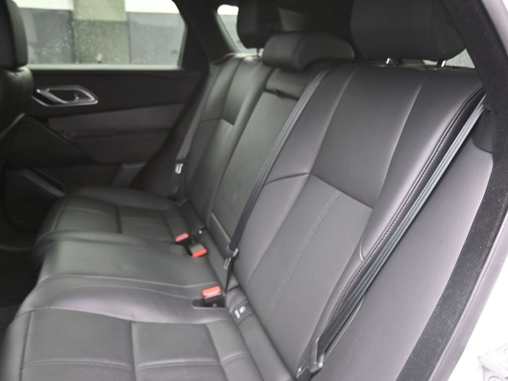 Used 2025 Land Rover Range Rover Velar Dynamic SE image 13