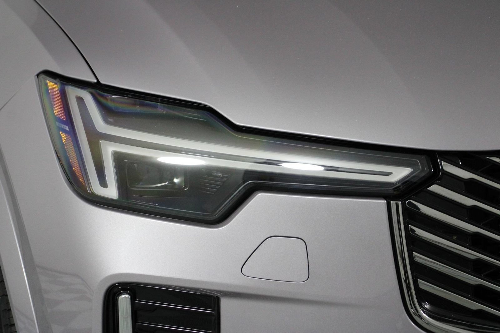 Certified 2026 Volvo XC90 B6 Plus w/ Protection Package Premier AWD/4WD image 26