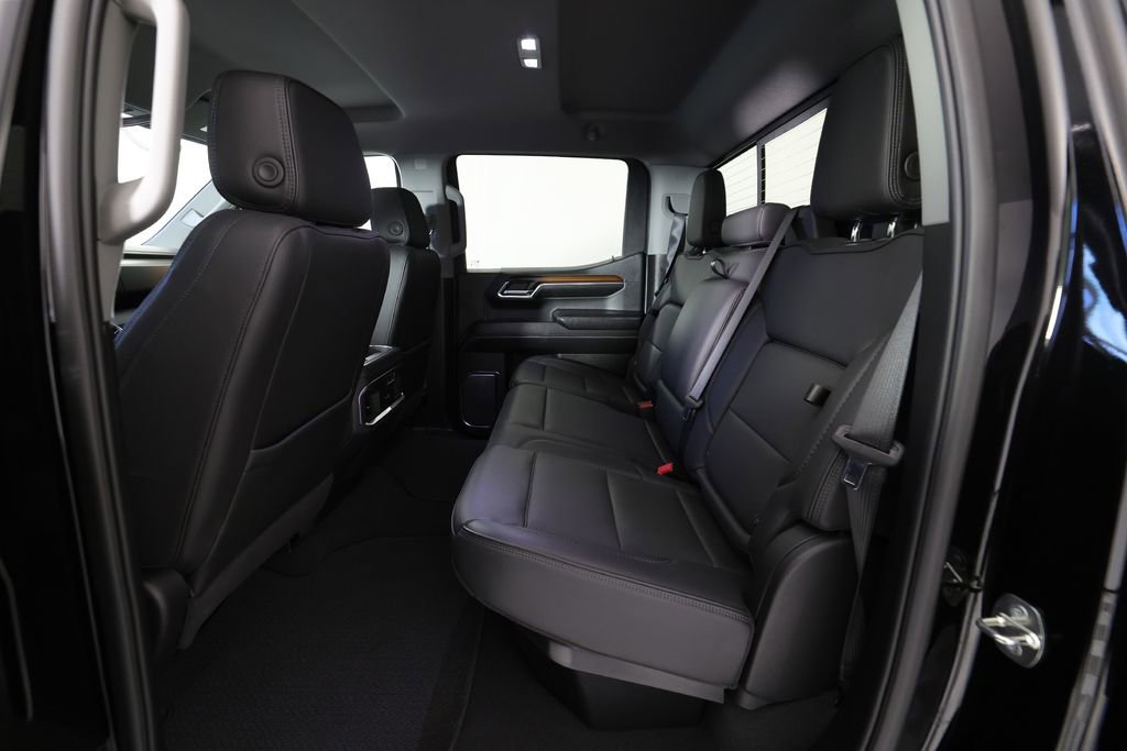 Used 2024 GMC Sierra 1500 Denali w/ Technology Package AWD/4WD image 16