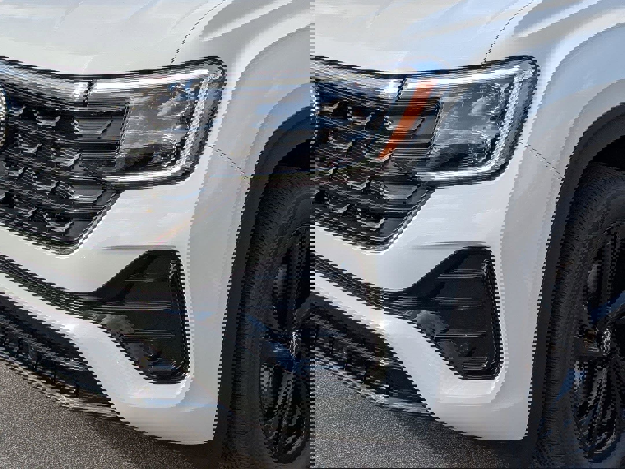 New 2026 Volkswagen Atlas Cross Sport SEL R-Line image 9