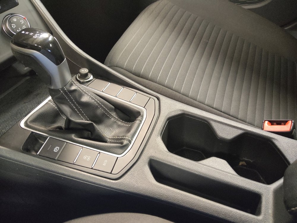 Used 2022 Volkswagen Jetta S image 26