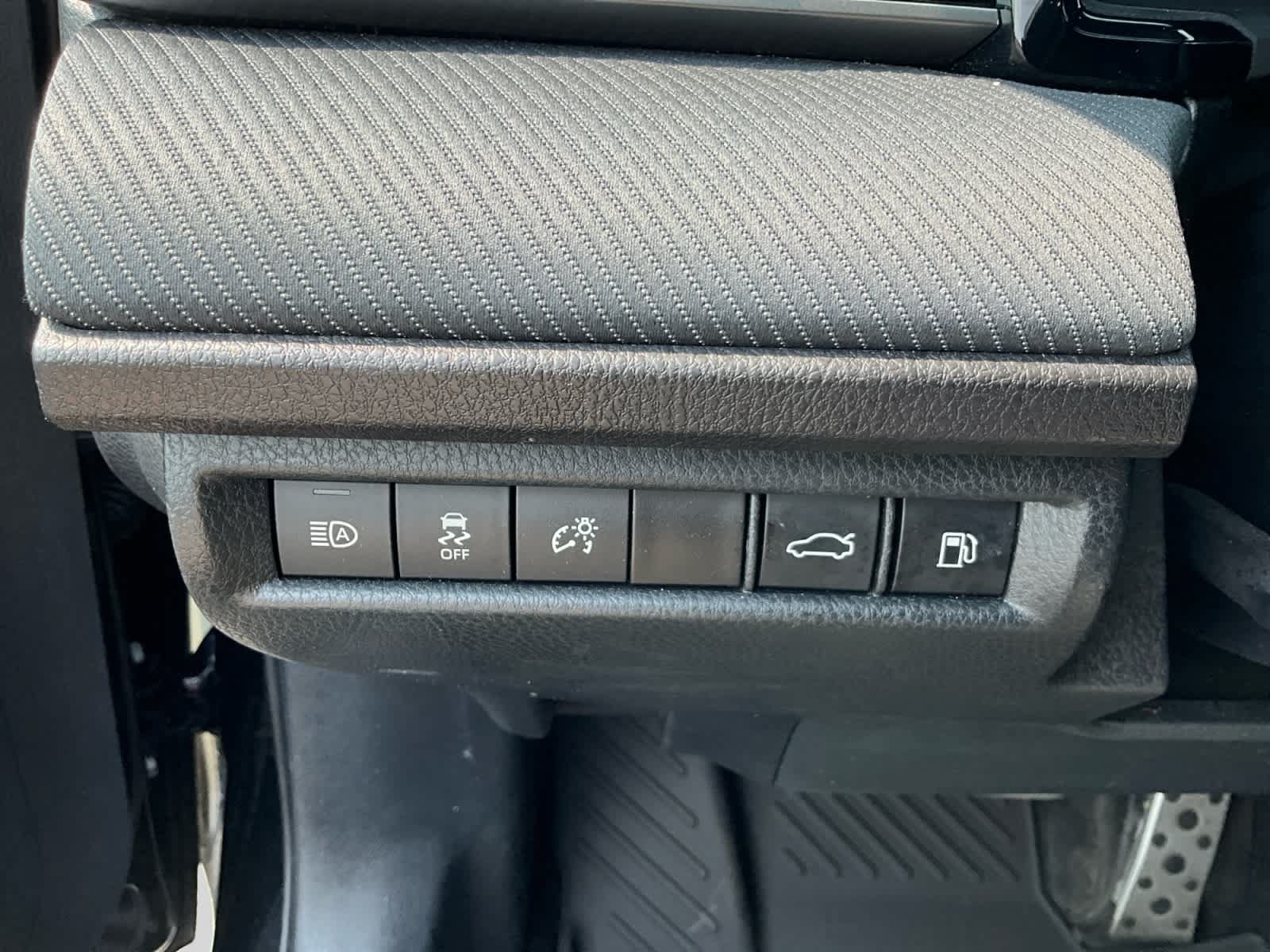 Used 2025 Toyota Camry SE FWD image 20