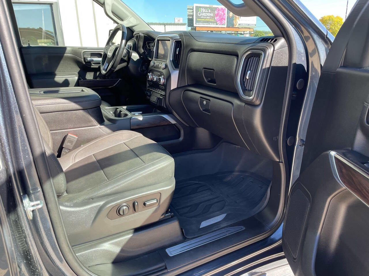 Used 2021 GMC Sierra 1500 SLT image 11