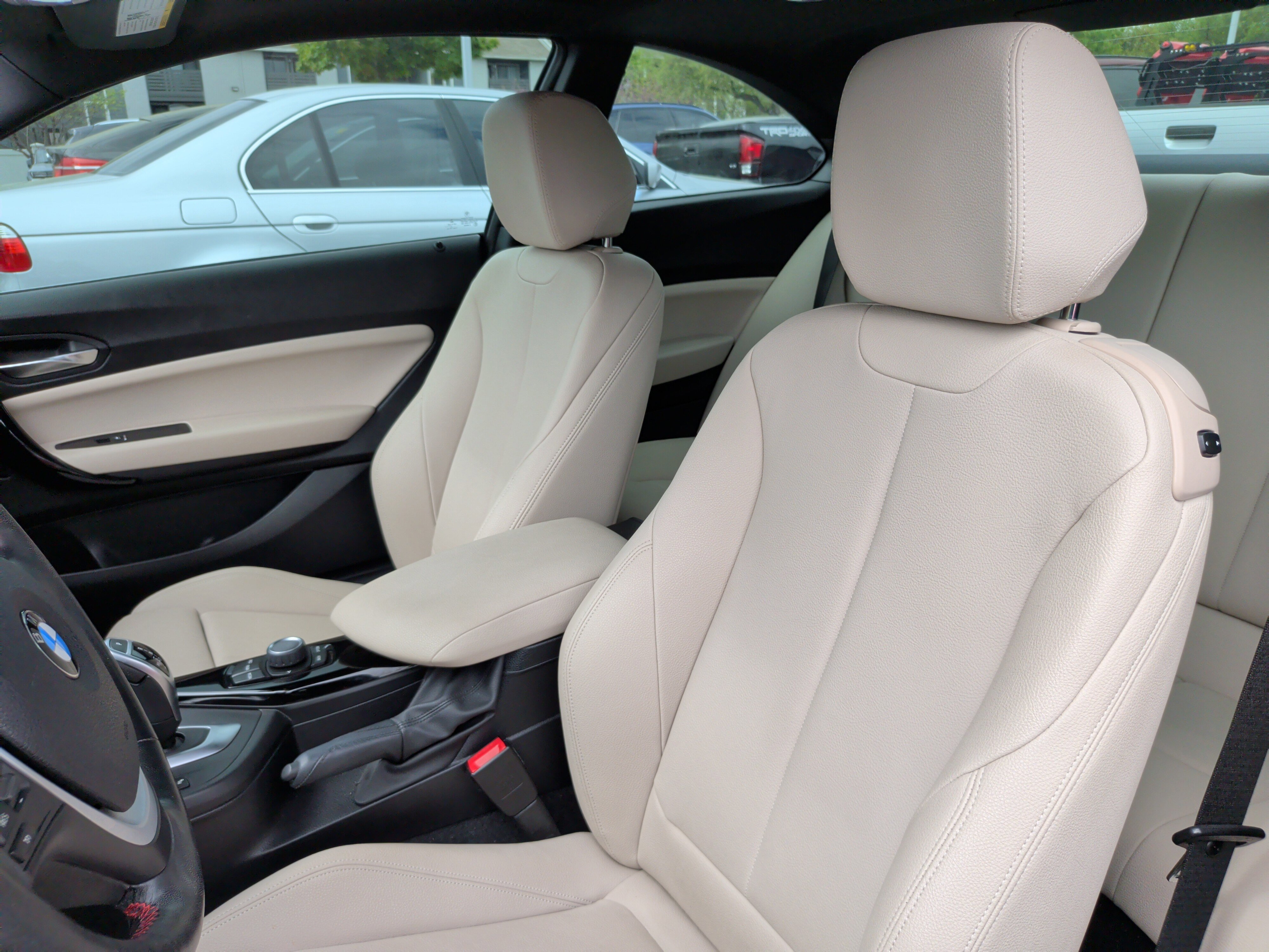 Used 2020 BMW 230i Coupe w/ Convenience Package image 23