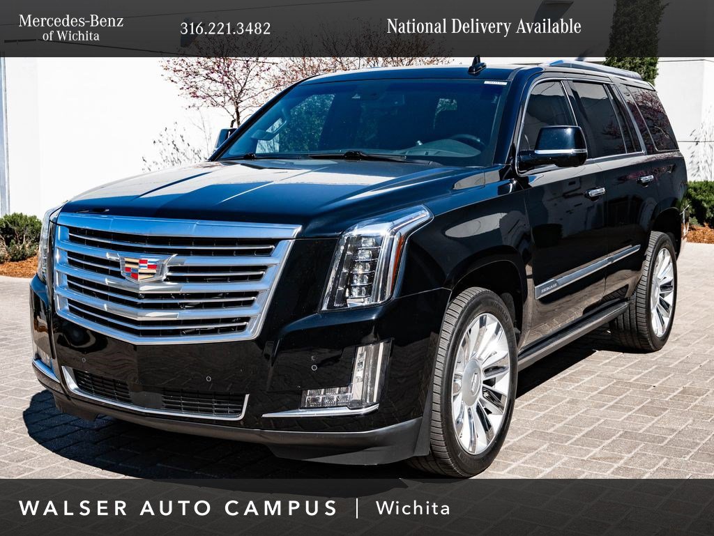 Used 2015 Cadillac Escalade Platinum image 1