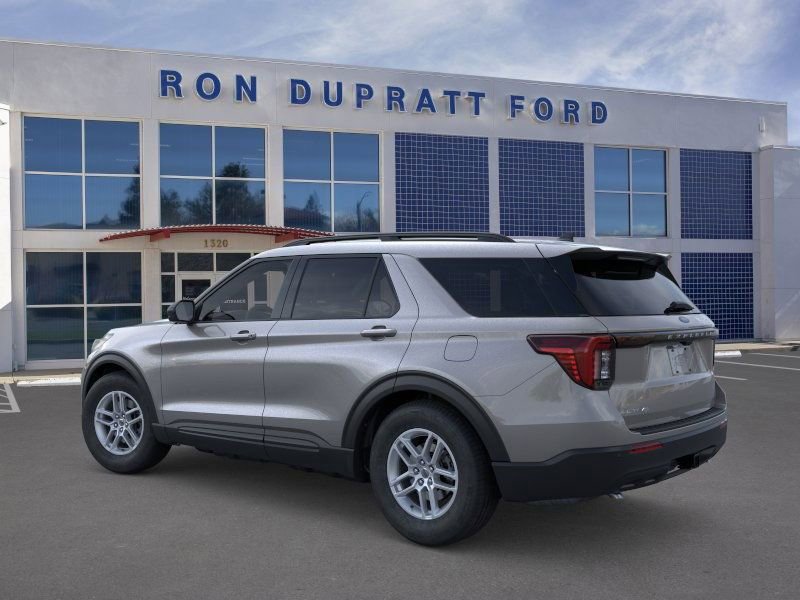 New 2026 Ford Explorer Active RWD image 5