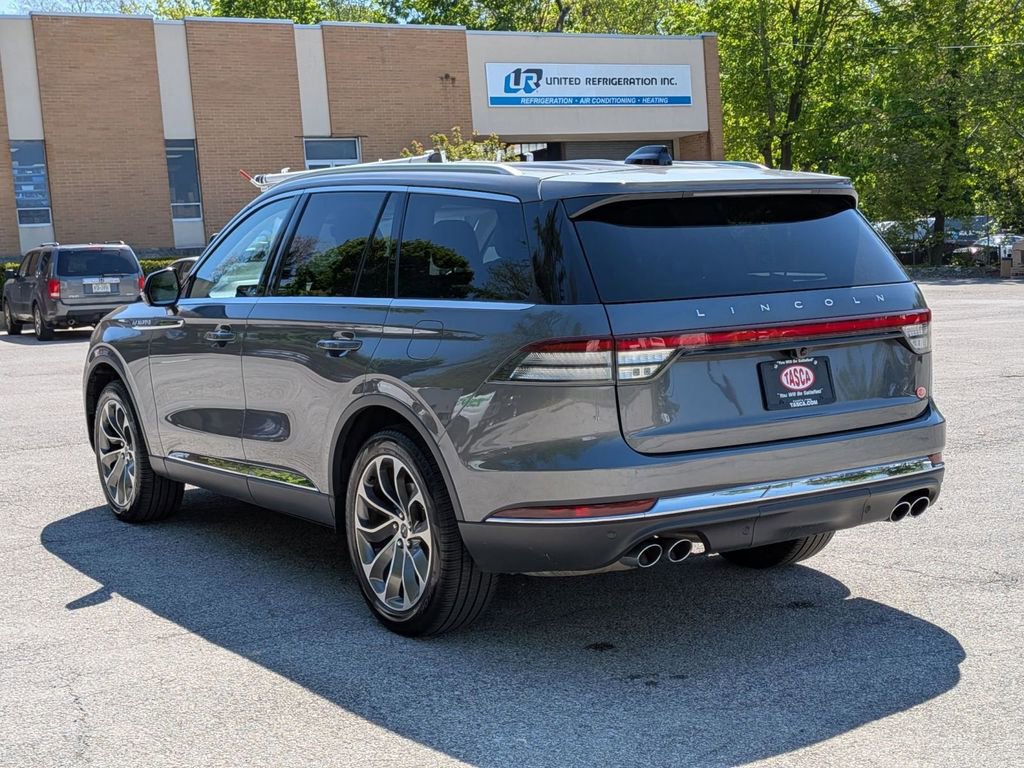 Used 2025 Lincoln Aviator Reserve w/ Illumination Package AWD/4WD image 10