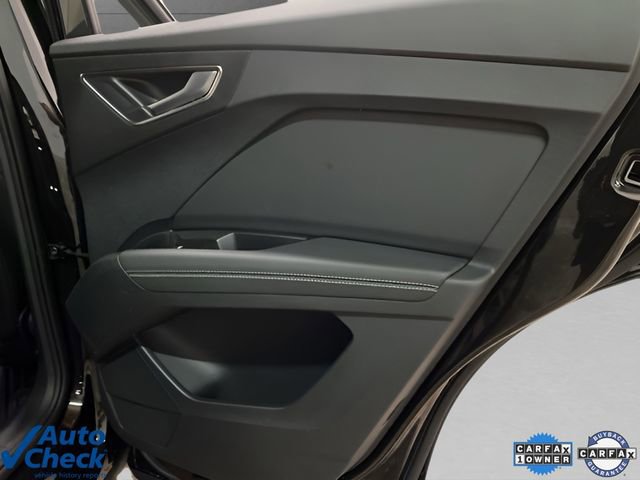 Used 2024 Audi Q4 e-tron Premium image 69