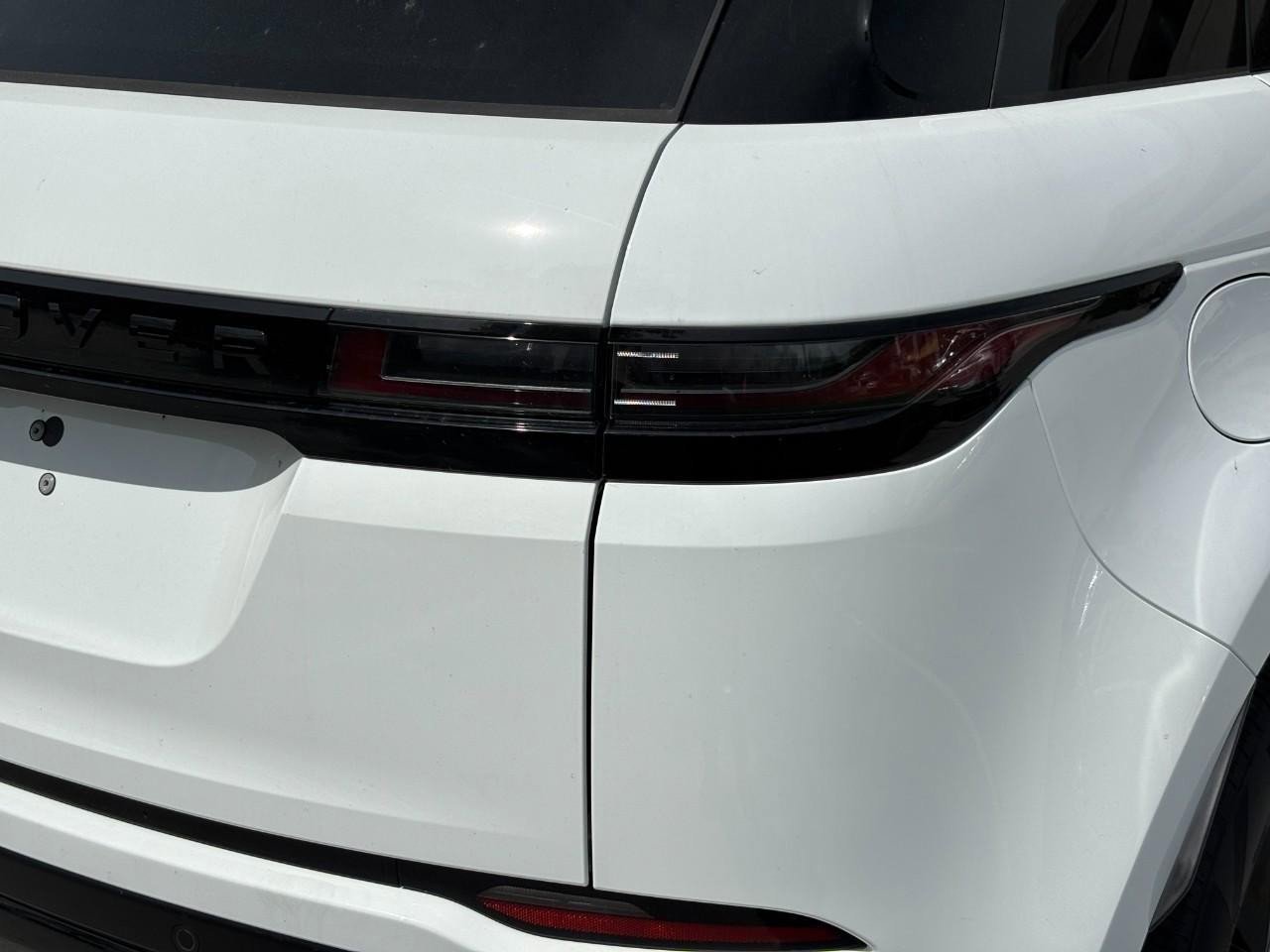 Used 2026 Land Rover Range Rover Evoque S image 13