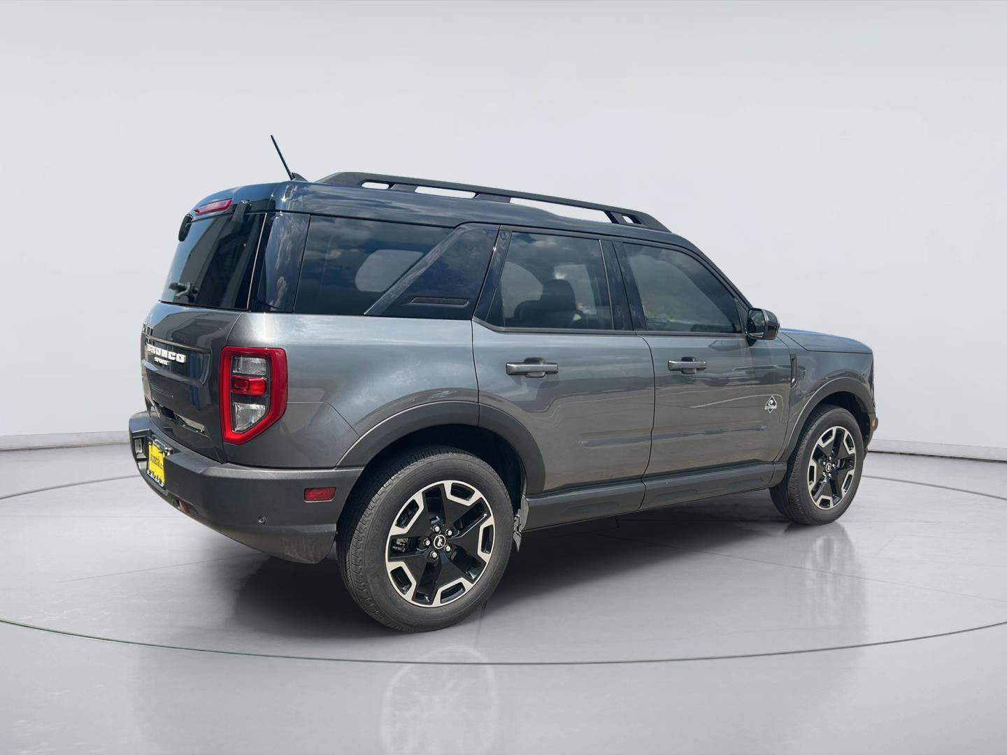 Used 2024 Ford Bronco Sport Outer Banks w/ Tech Package AWD/4WD image 4