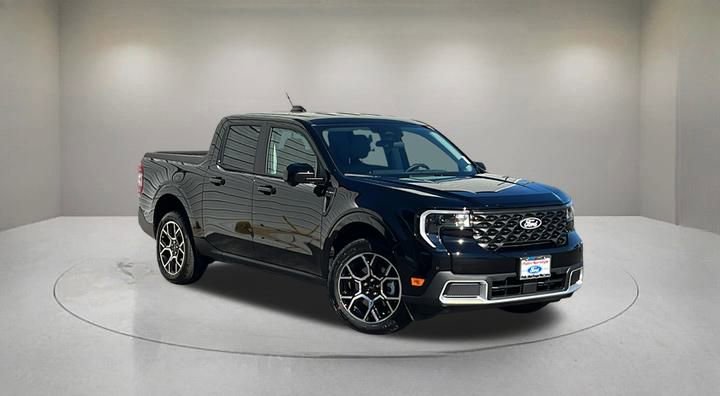 New 2025 Ford Maverick Lariat w/ 4K Tow Package