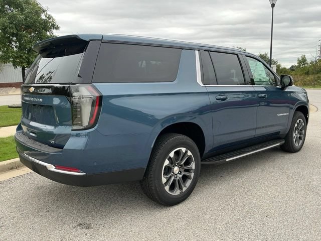 New 2026 Chevrolet Suburban LT w/ Comfort Package AWD/4WD image 6