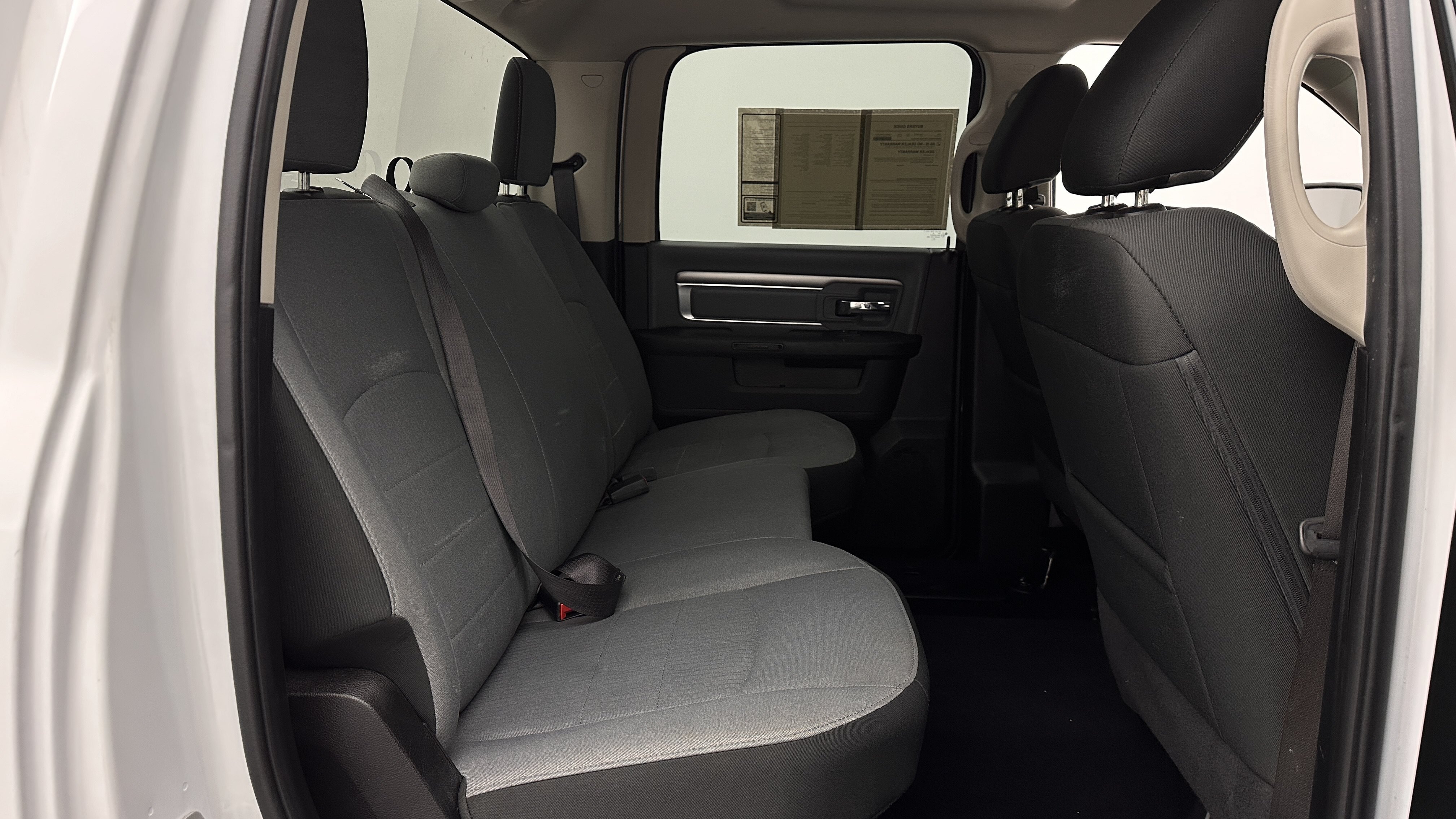 Used 2021 RAM 1500 Classic SLT RWD image 30