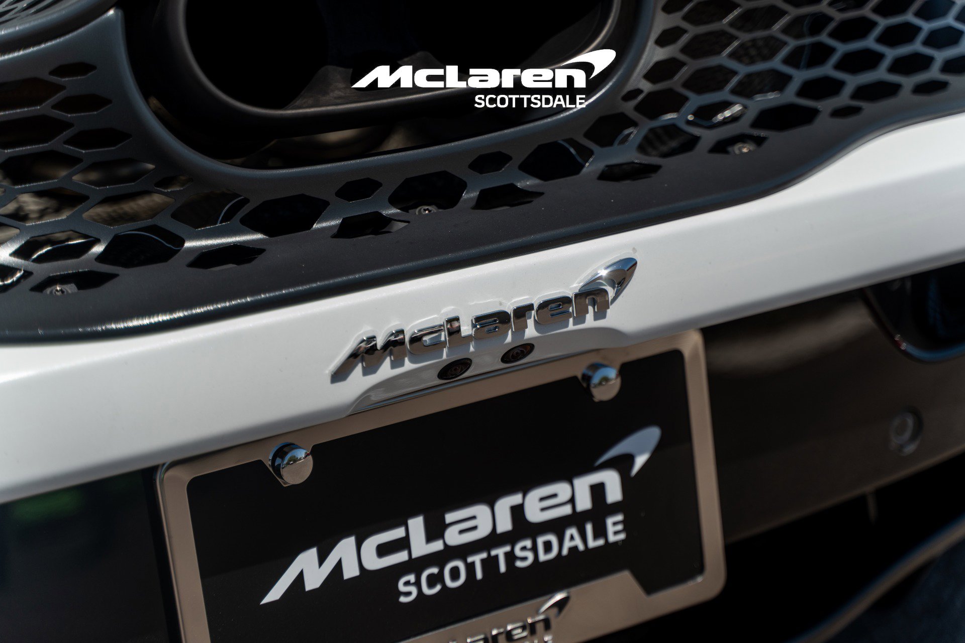 Used 2024 McLaren 750S RWD image 23