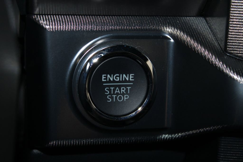 Used 2025 Ford F150 Platinum AWD/4WD image 40