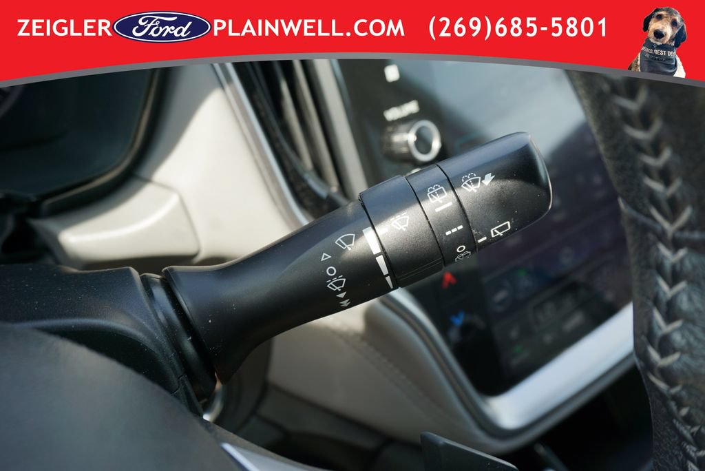 Used 2023 Subaru Outback Premium AWD/4WD image 25