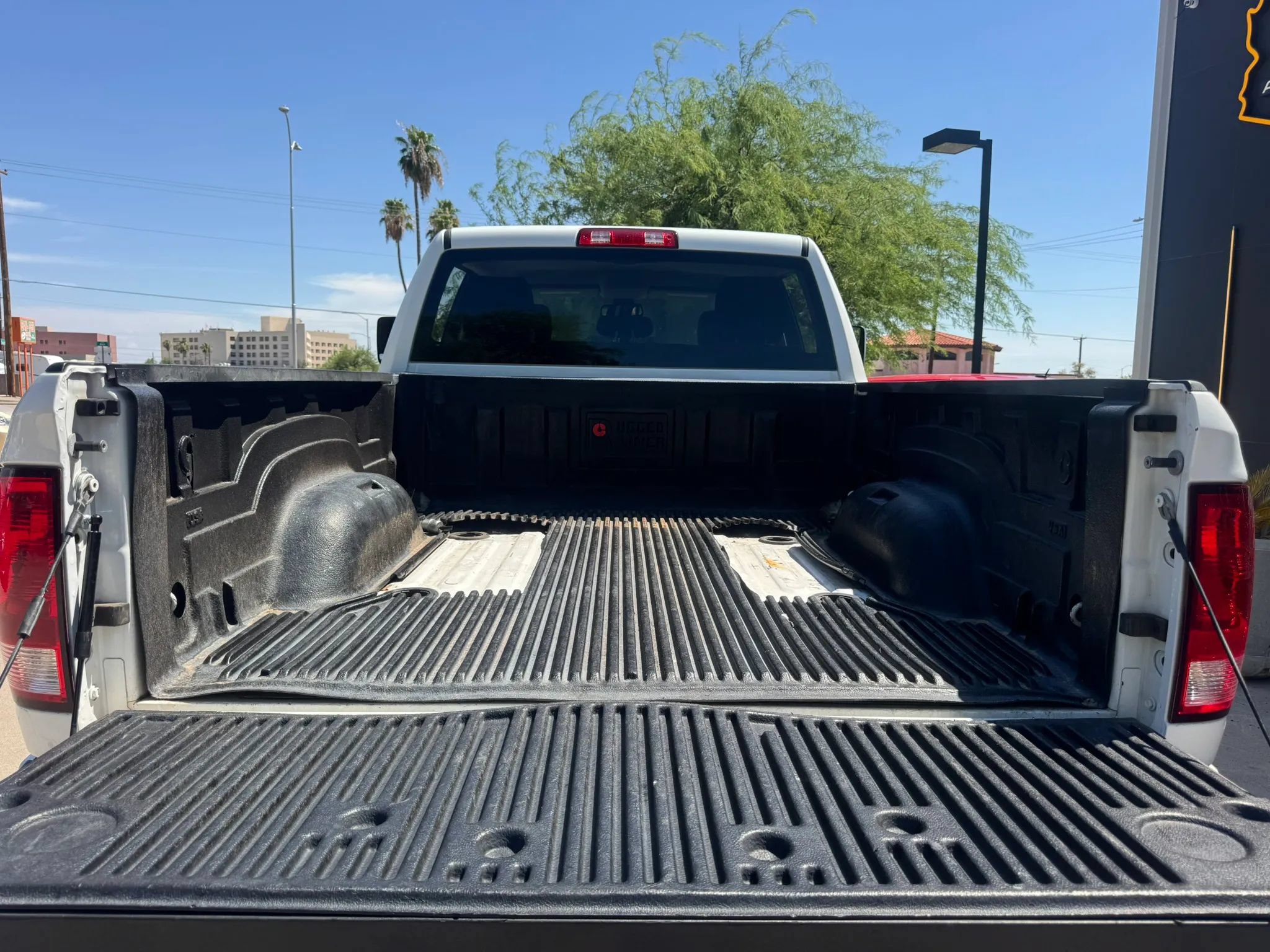 Used 2017 RAM 3500 Tradesman w/ Chrome Appearance Group AWD/4WD image 40