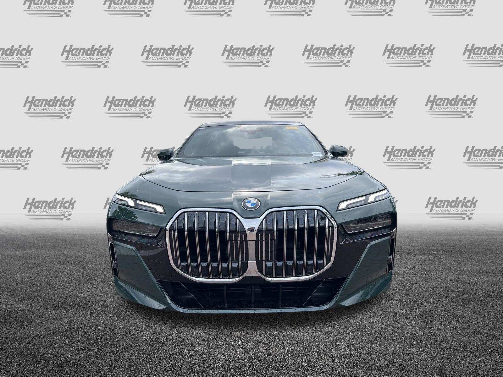 Certified 2024 BMW 740i RWD image 3