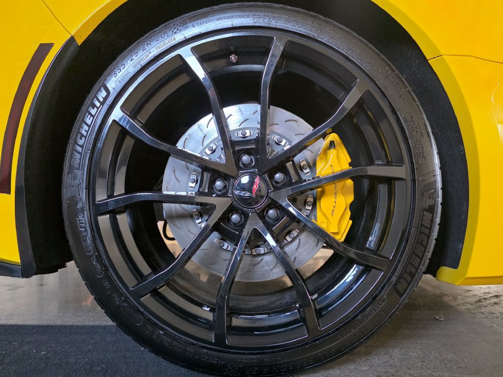 Used 2019 Chevrolet Corvette Grand Sport RWD image 21