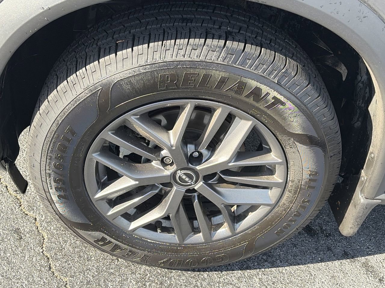 Certified 2023 Nissan Rogue S image 9