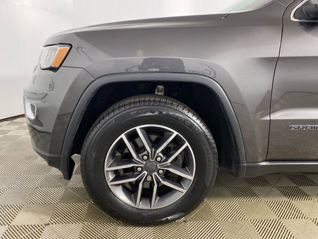 Used 2020 Jeep Grand Cherokee Limited AWD/4WD image 28