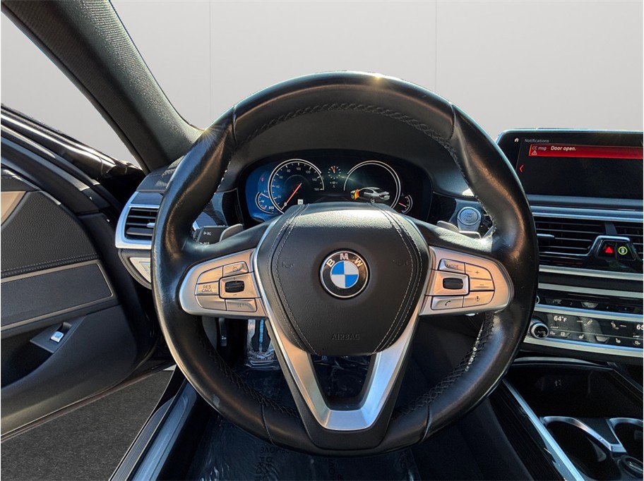 Used 2019 BMW 740i 740i Sedan 4D w/ M Sport Package image 26