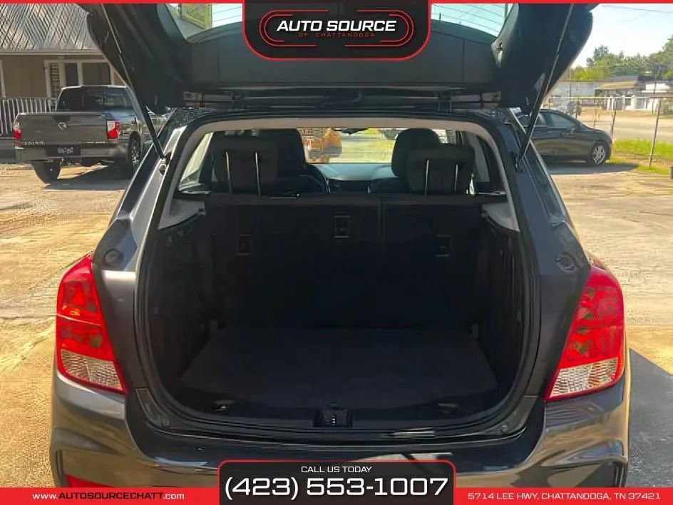 Used 2019 Chevrolet Trax LS image 9
