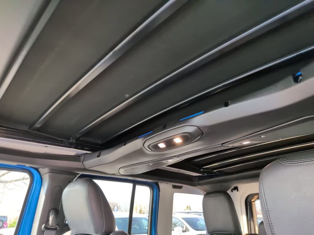 Used 2024 Jeep Wrangler Sahara w/ Technology Group image 34