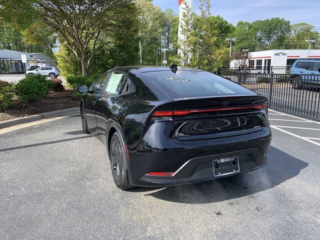 Used 2023 Toyota Prius LE image 6