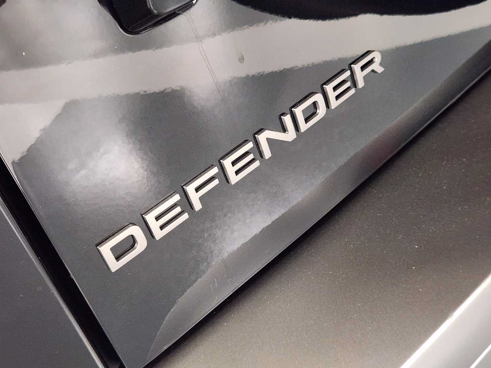 Used 2026 Land Rover Defender 130 S AWD/4WD image 13