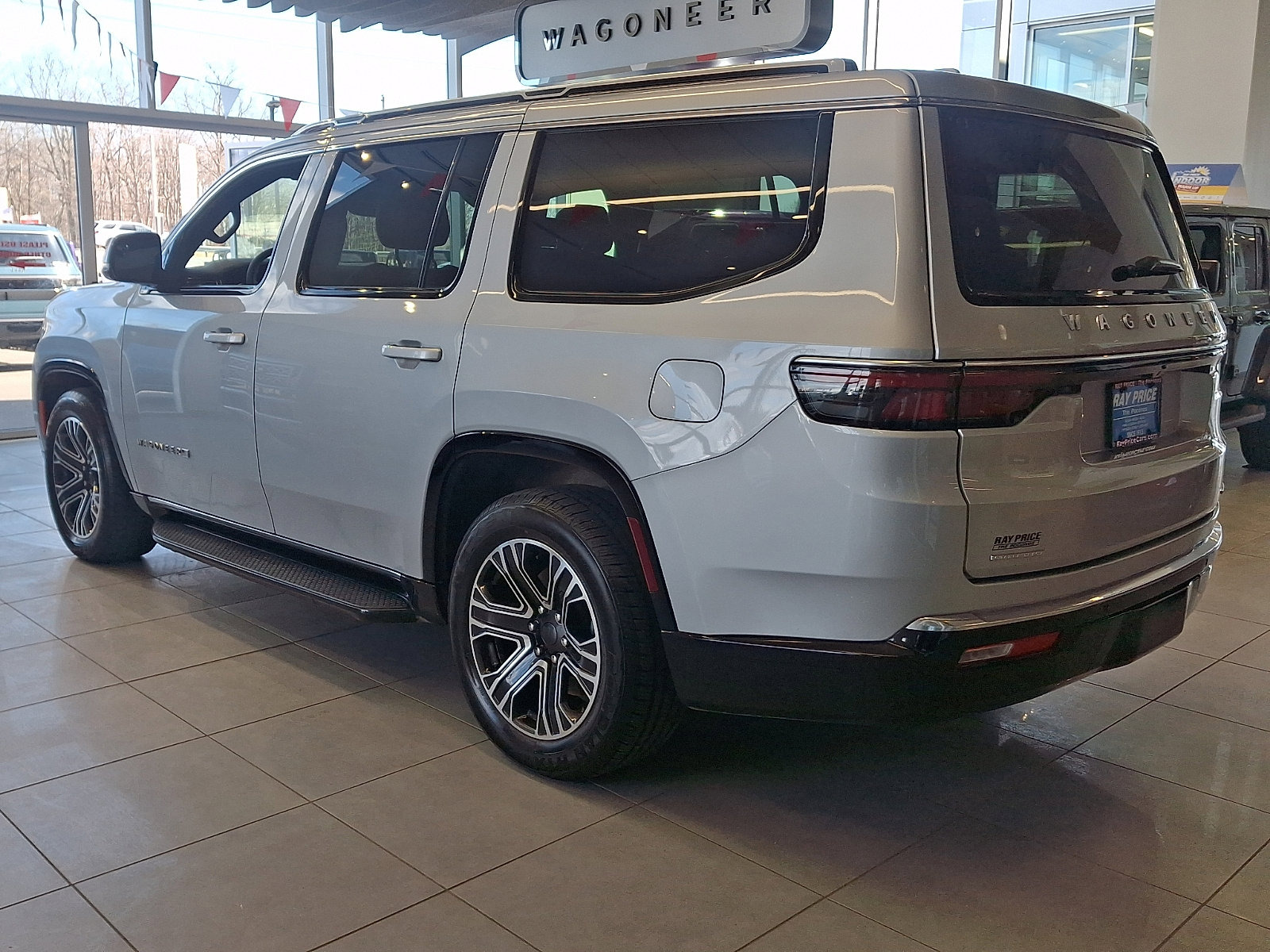 Used 2022 Jeep Wagoneer Series III image 4
