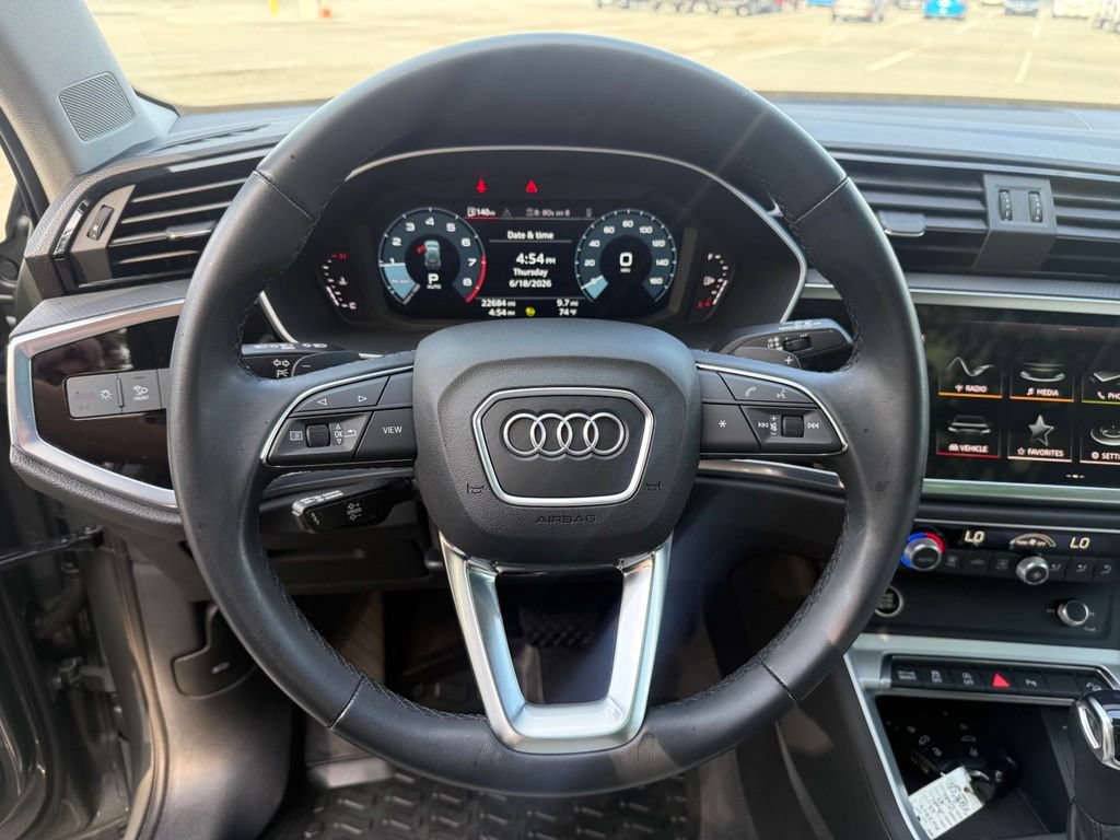 Used 2023 Audi Q3 2.0T Premium w/ Convenience Package AWD/4WD image 15